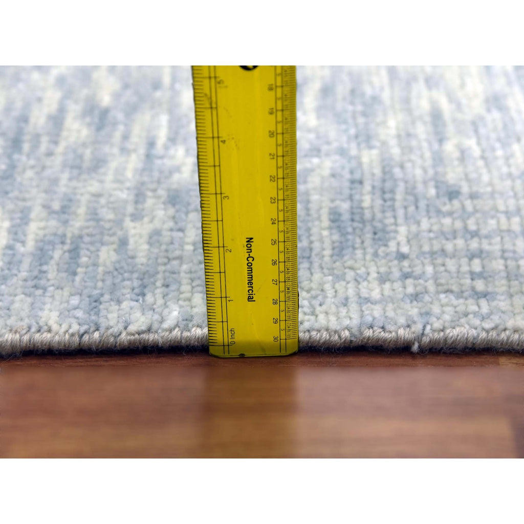 R79401%20011