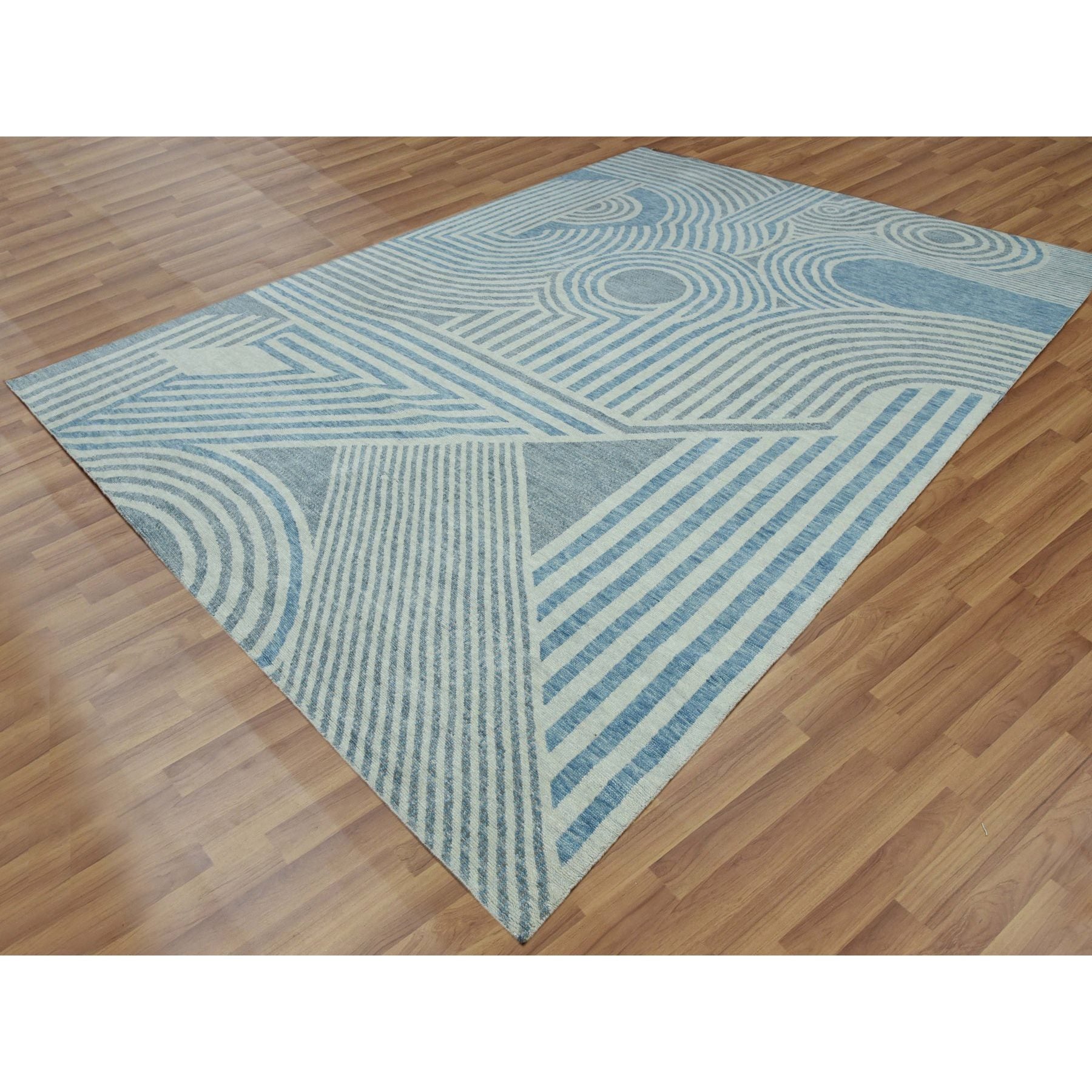 R79412%20004