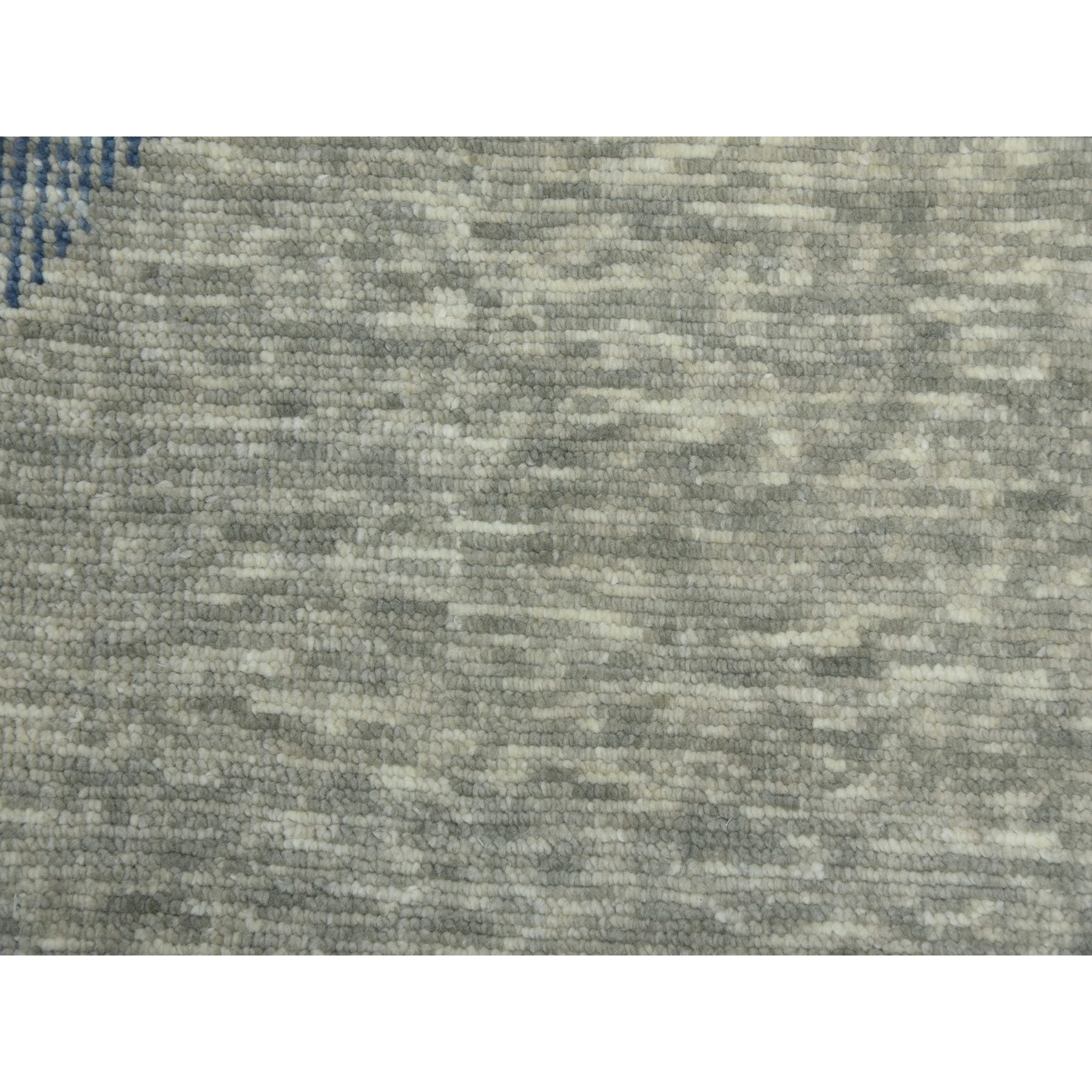 R79418%20009