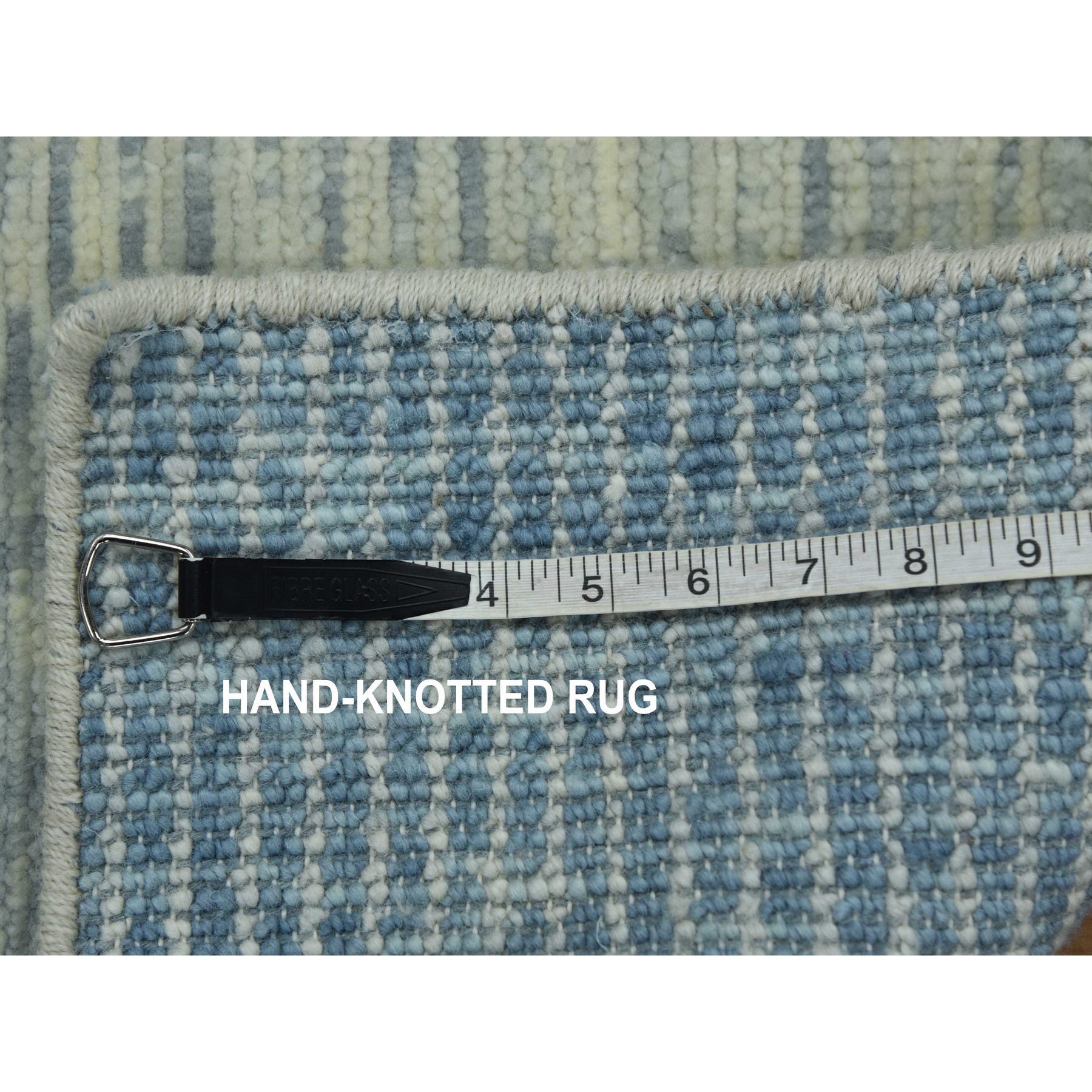 R79425%20005