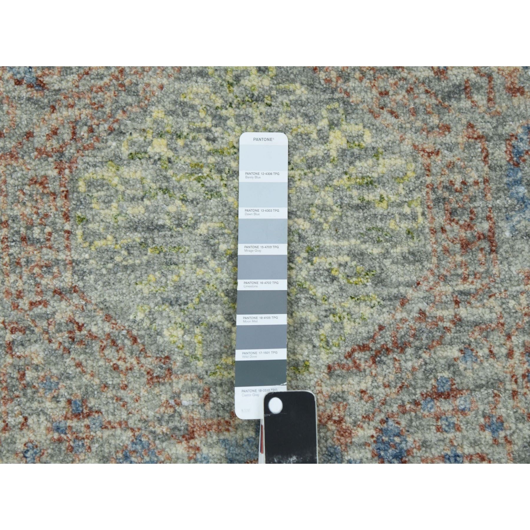 R79438%20008