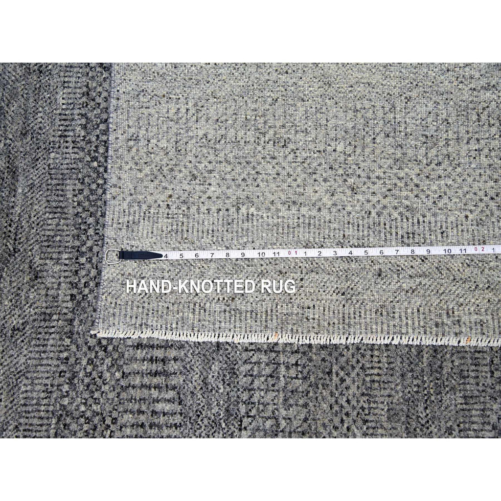 R79451%20012