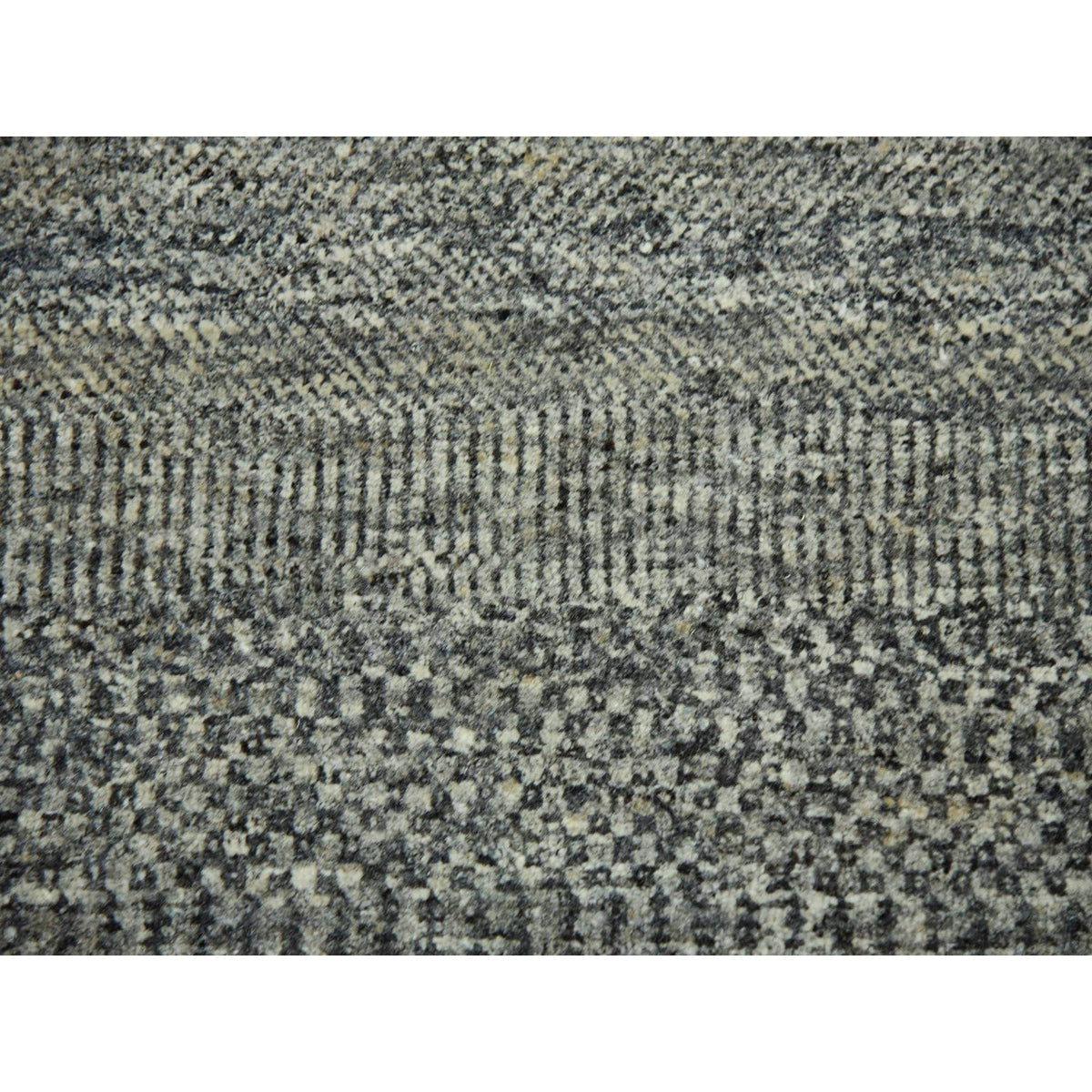 R79453%20009