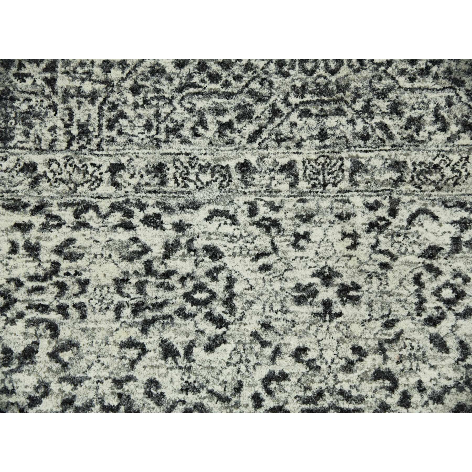 R79472%20009