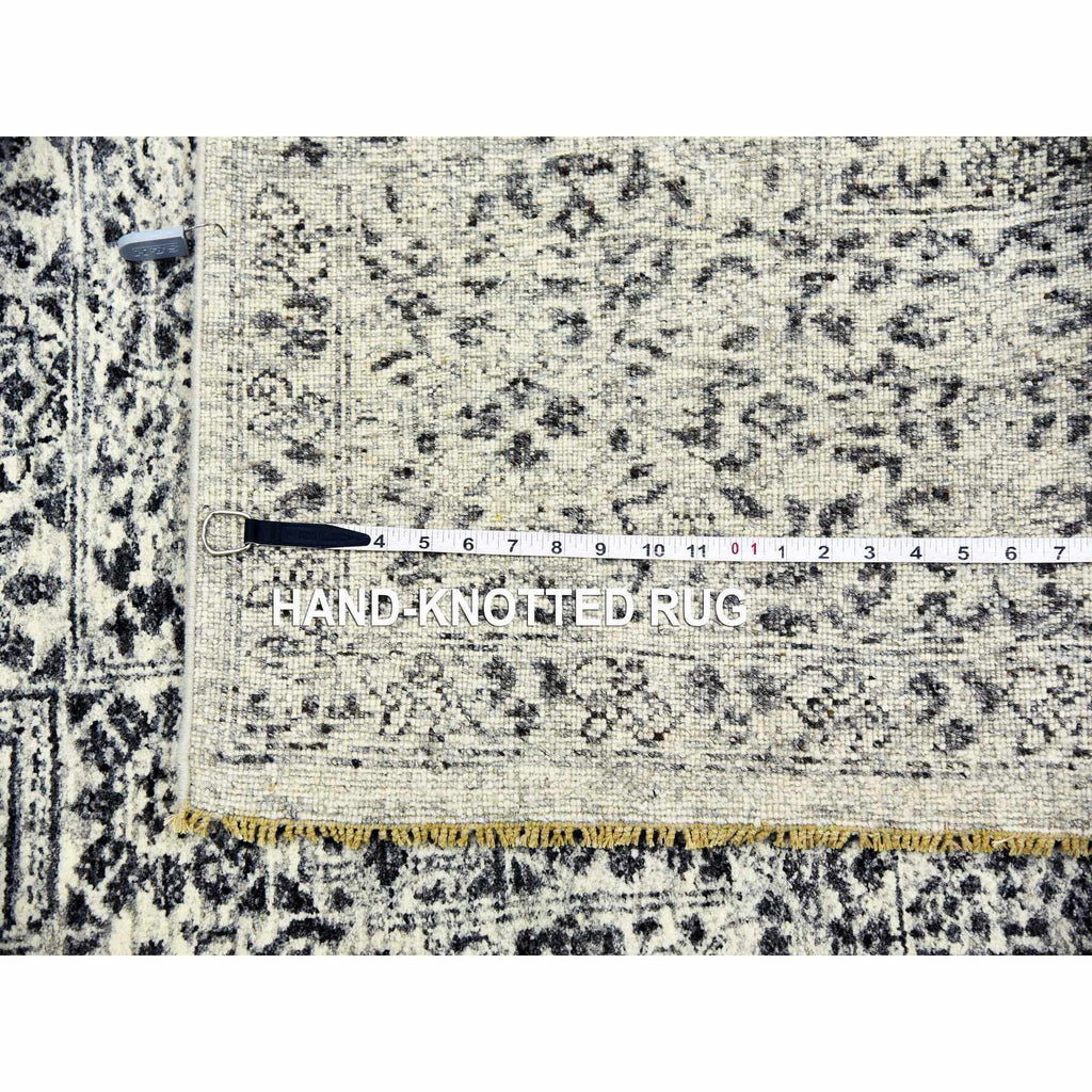 R79472%20012