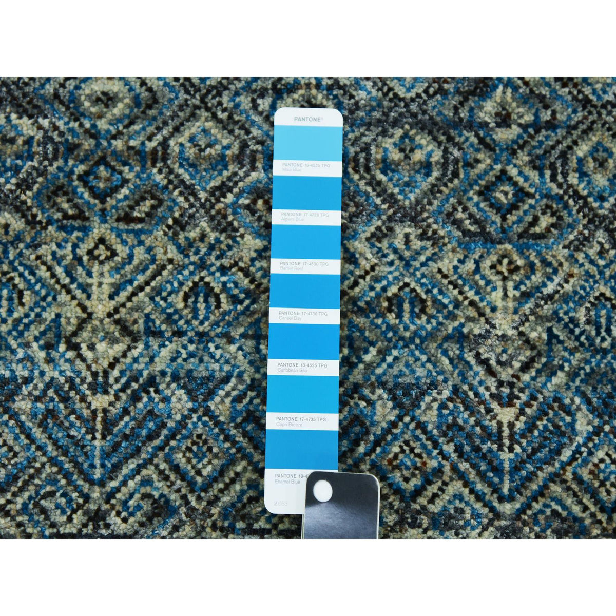 R79494%20005