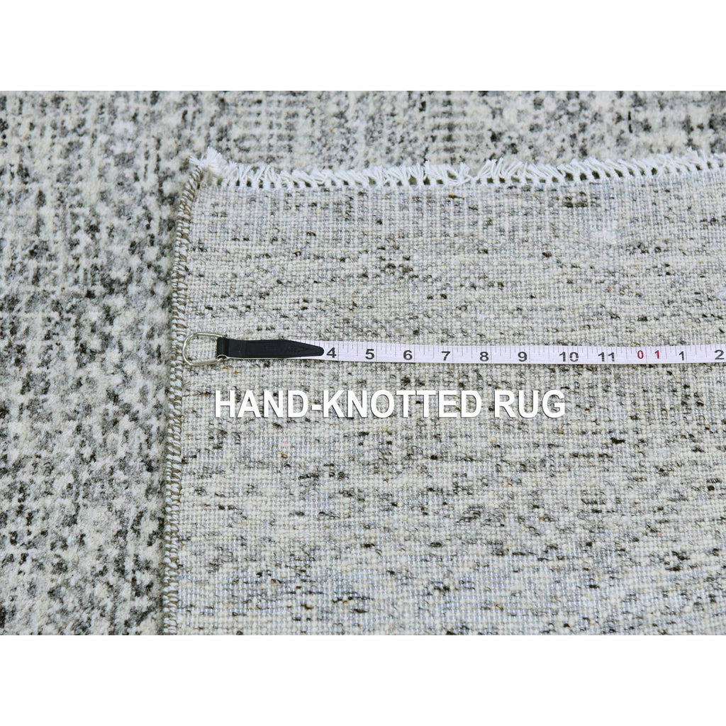R79518%20008