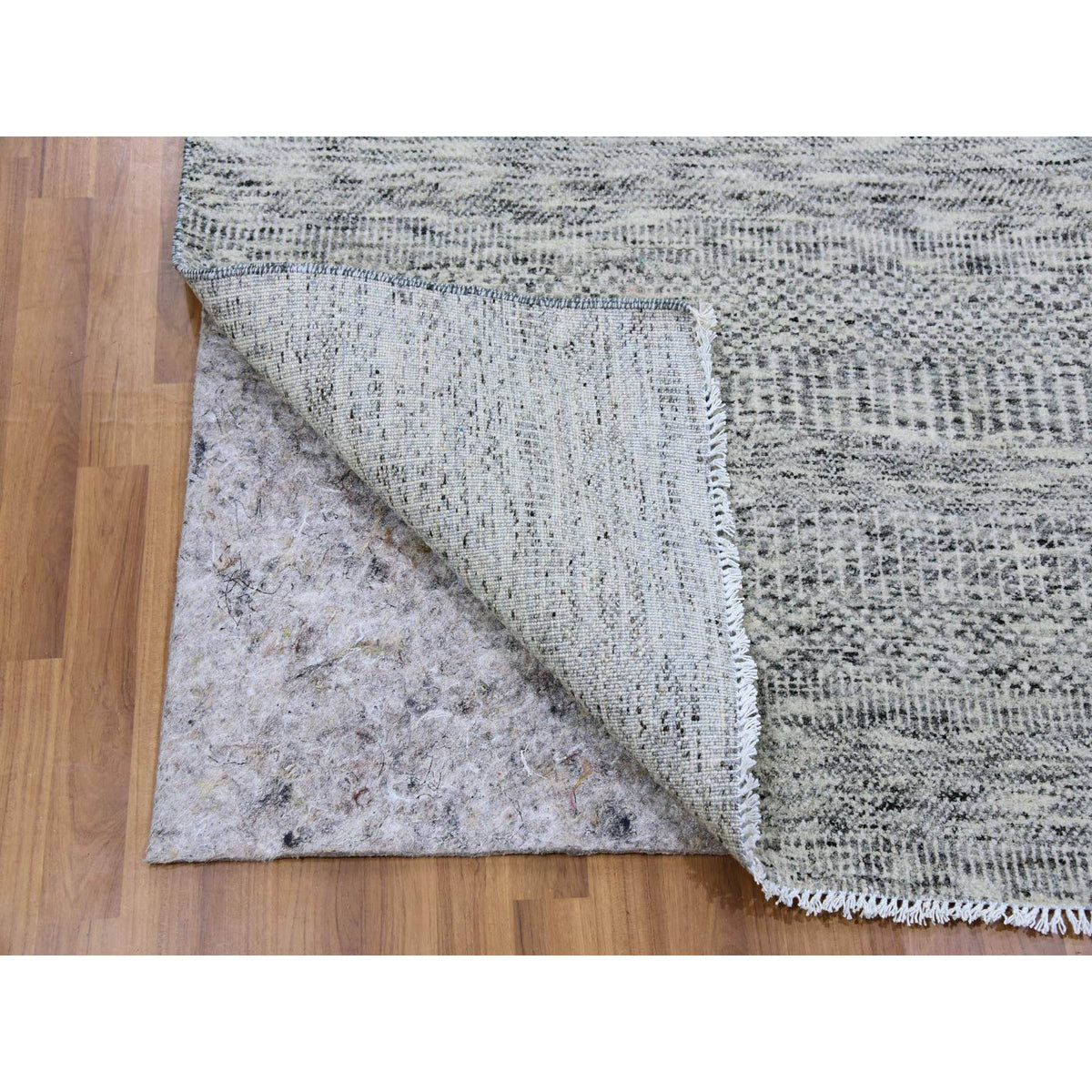 R79523%20004