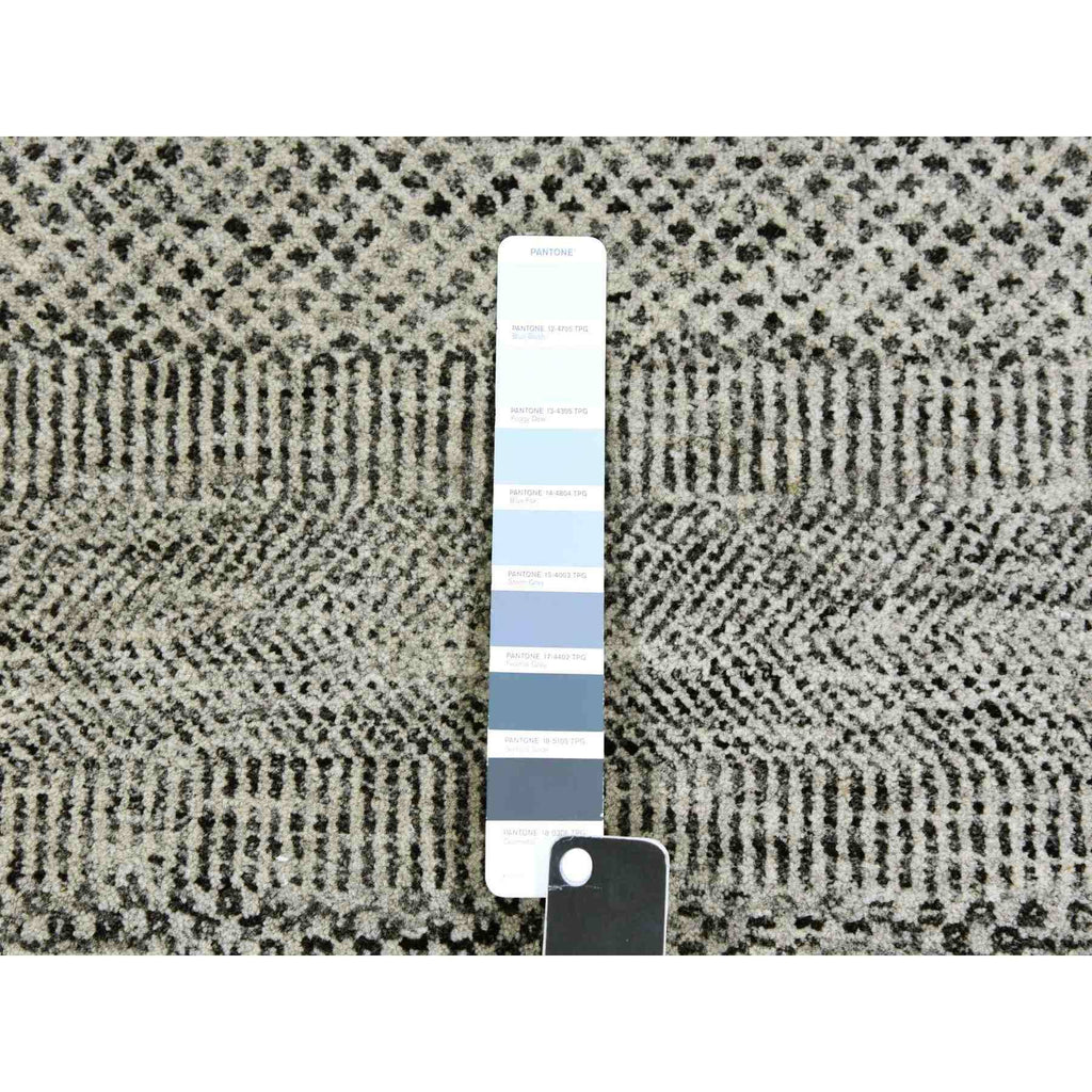 R79558%20008