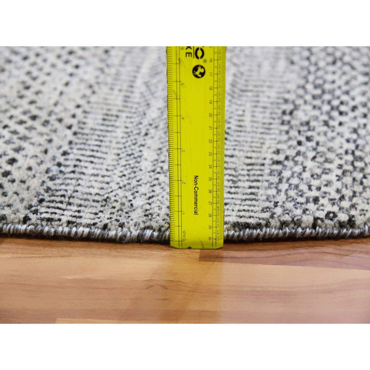 R79564%20011