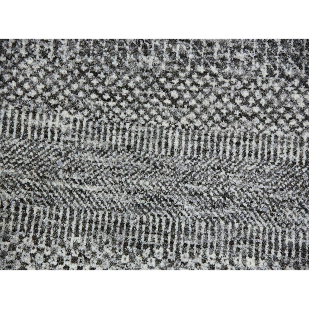 R79584%20009