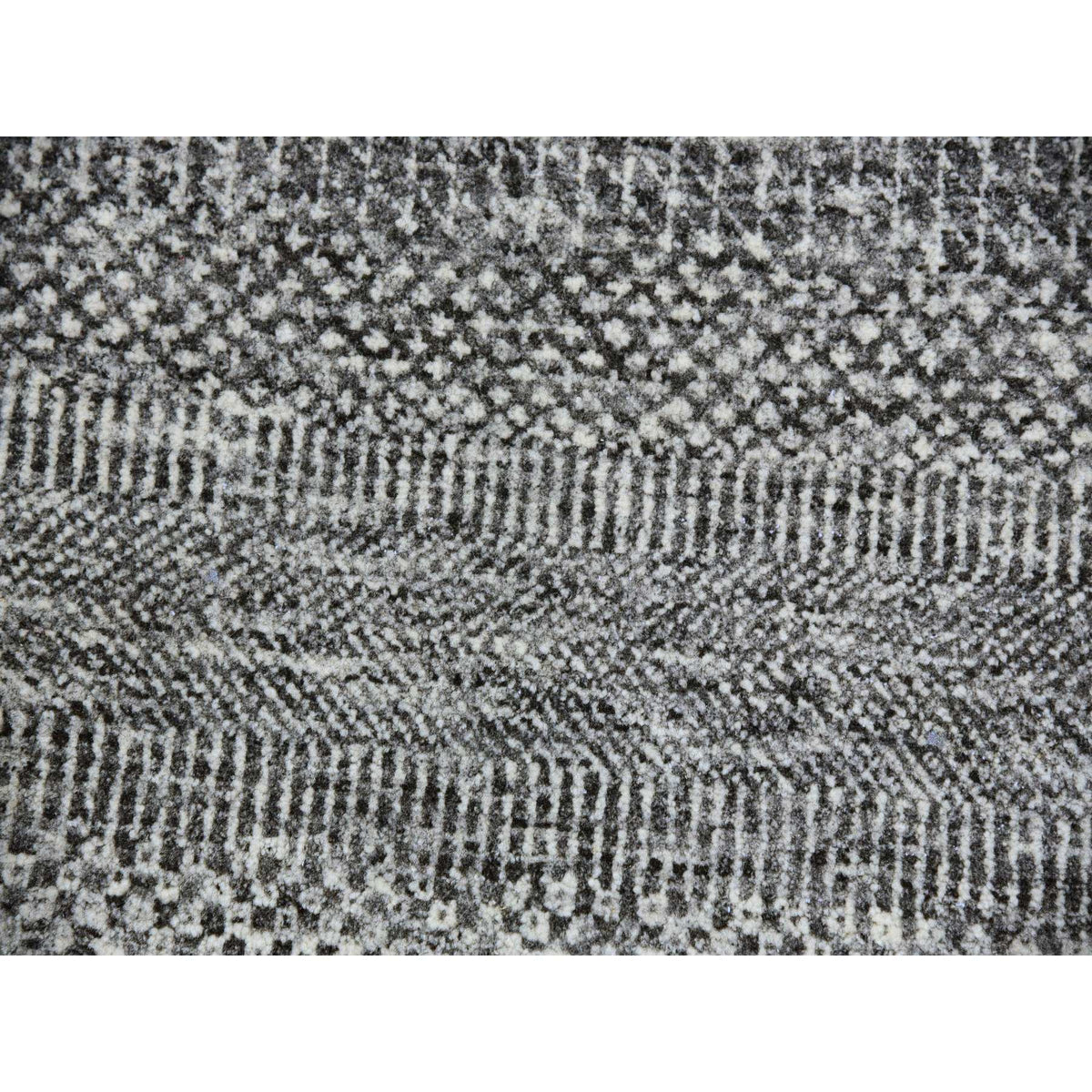 R79584%20009