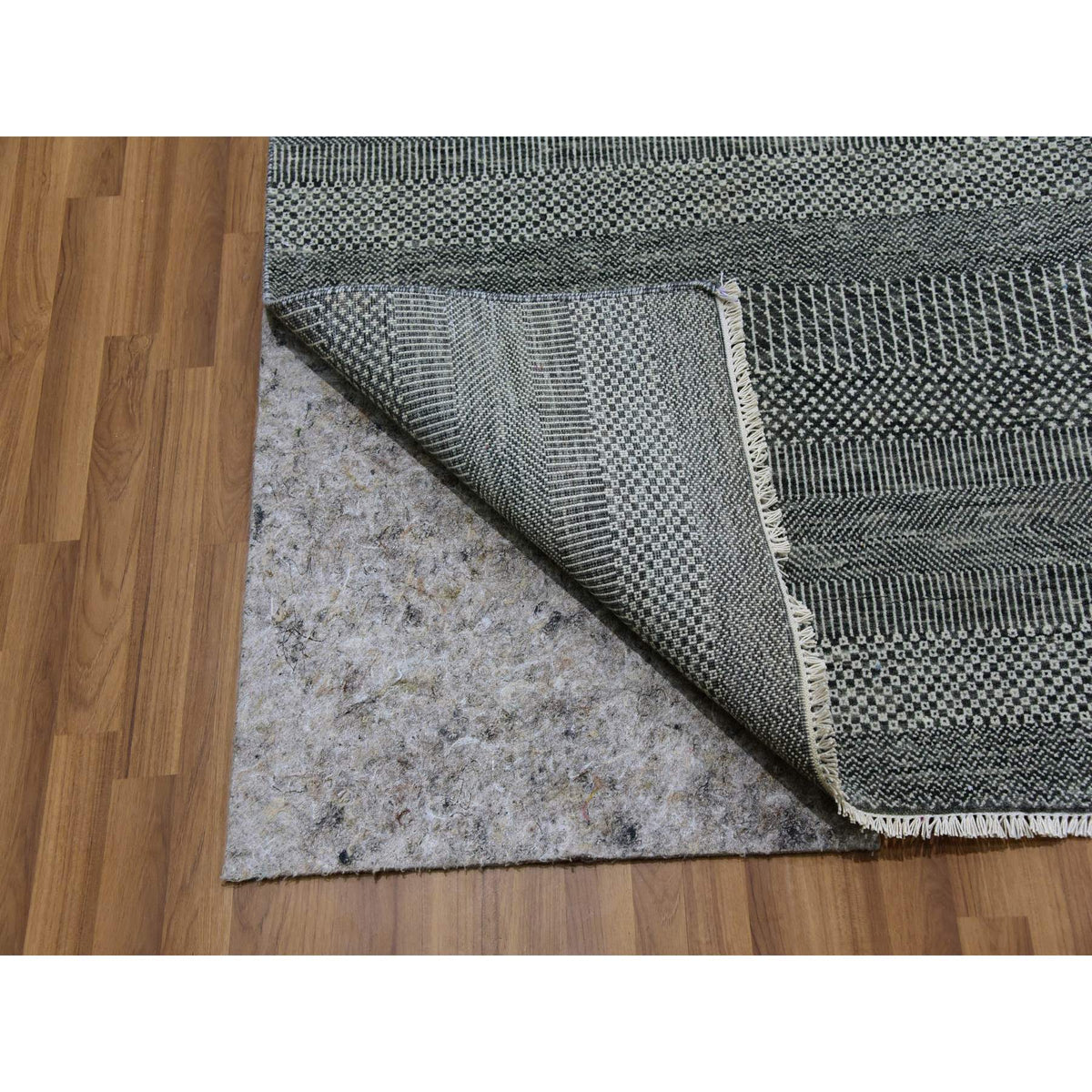 R79611%20005