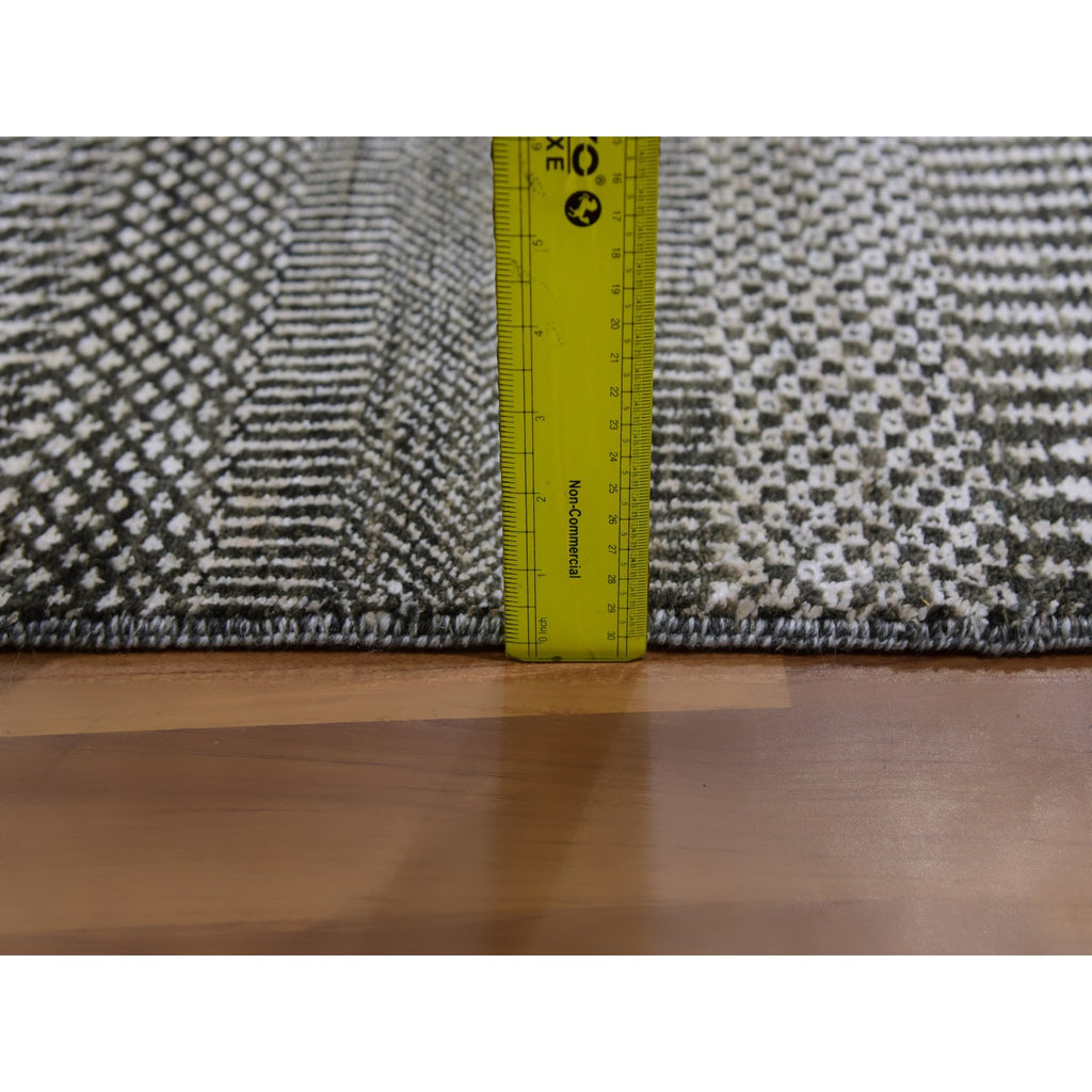 R79614%20011