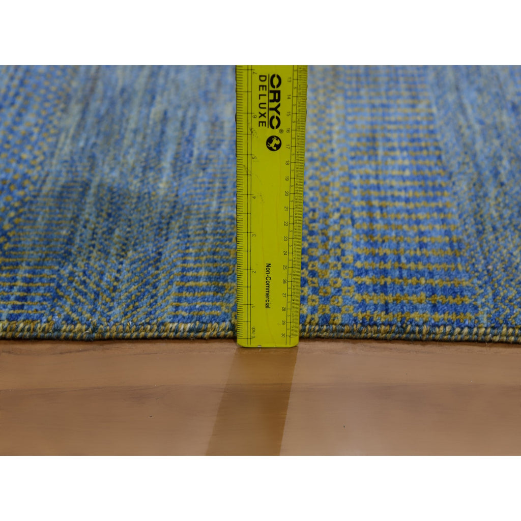 R79618%20007
