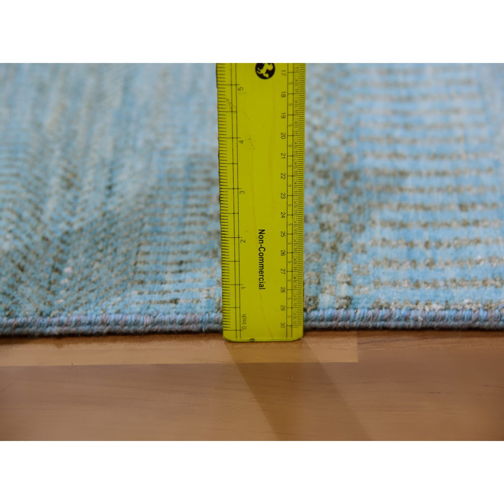 R79619%20007