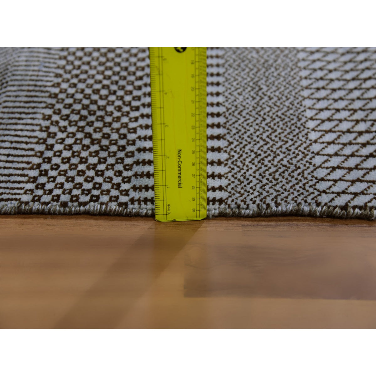 R79638%20004