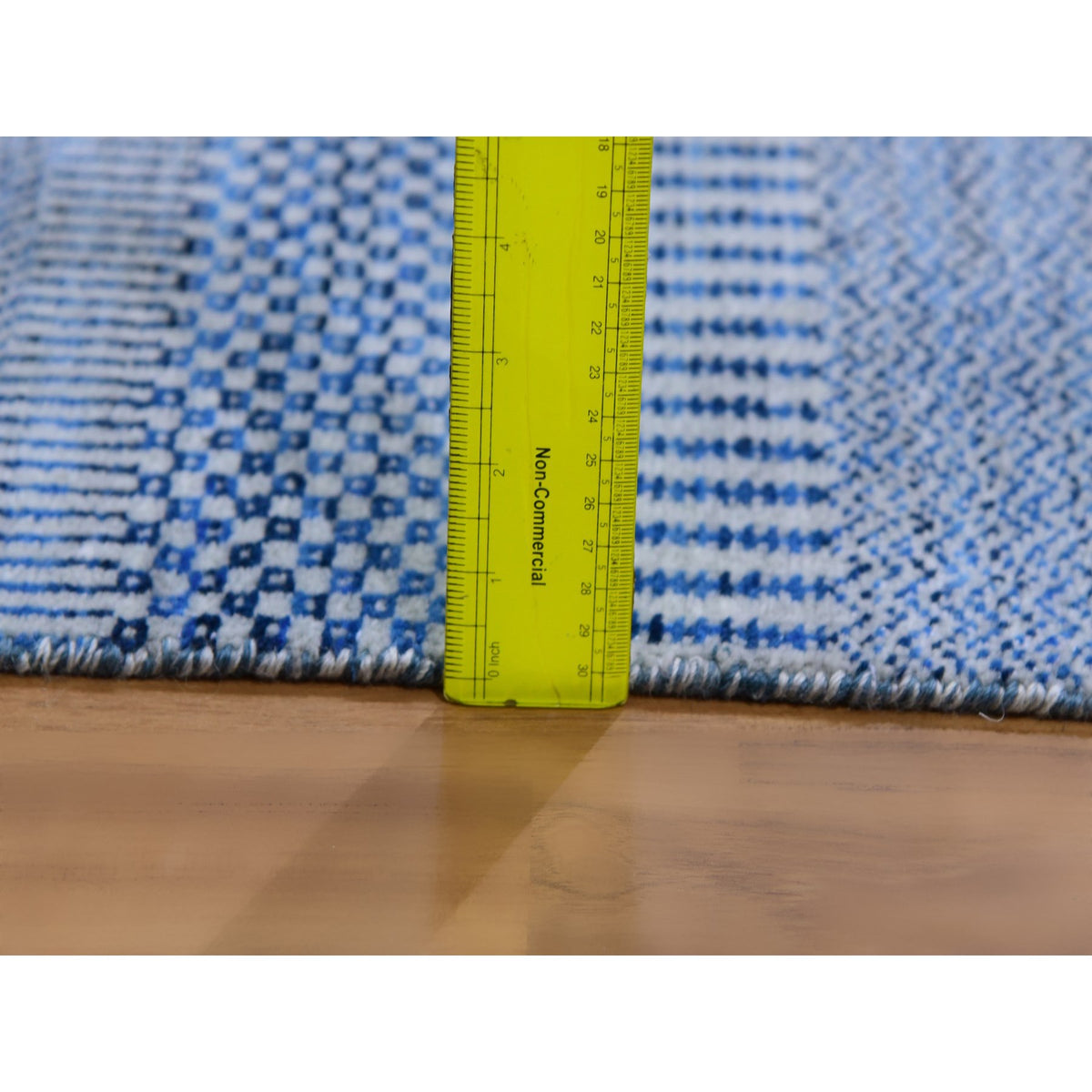 R79642%20004