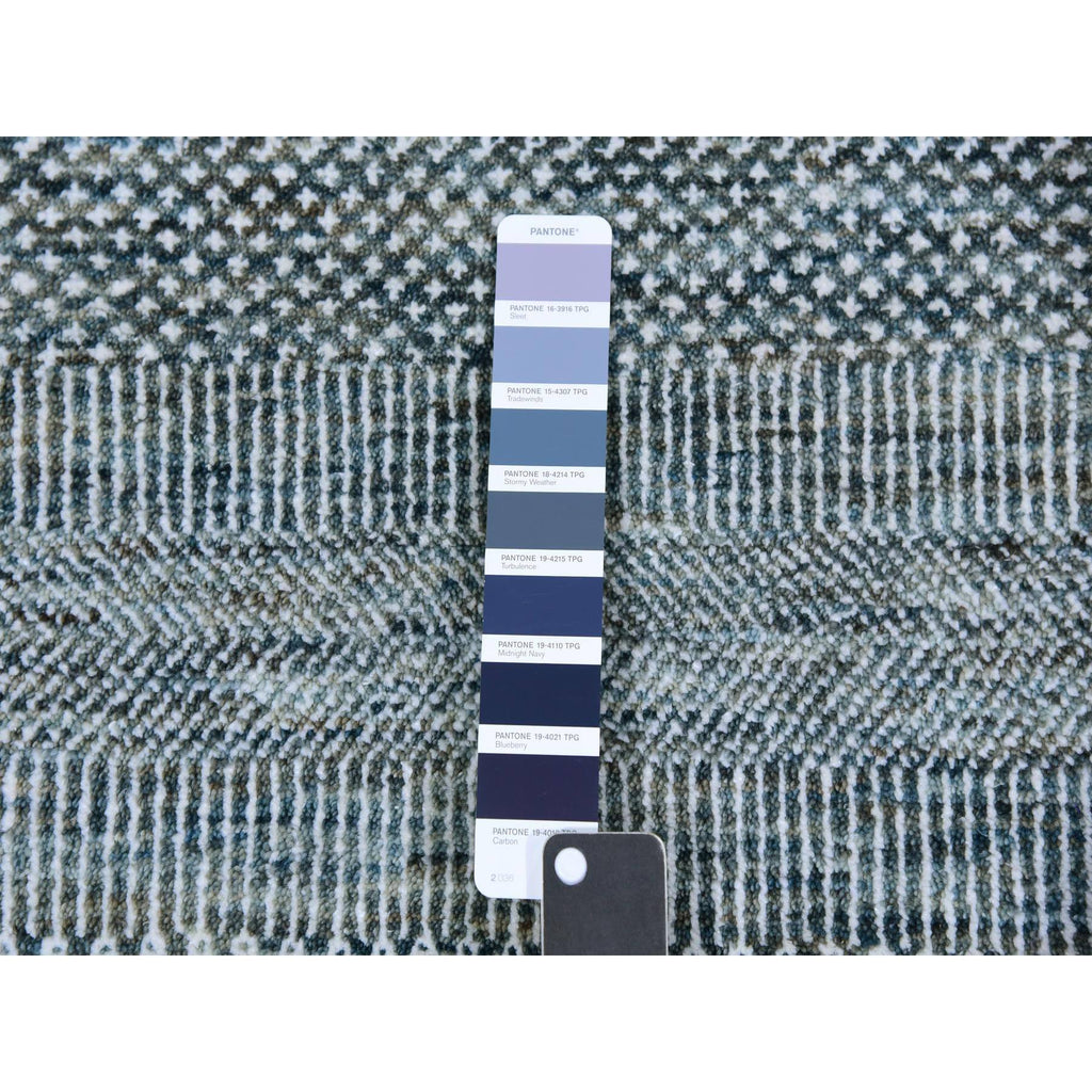 R79643%20005