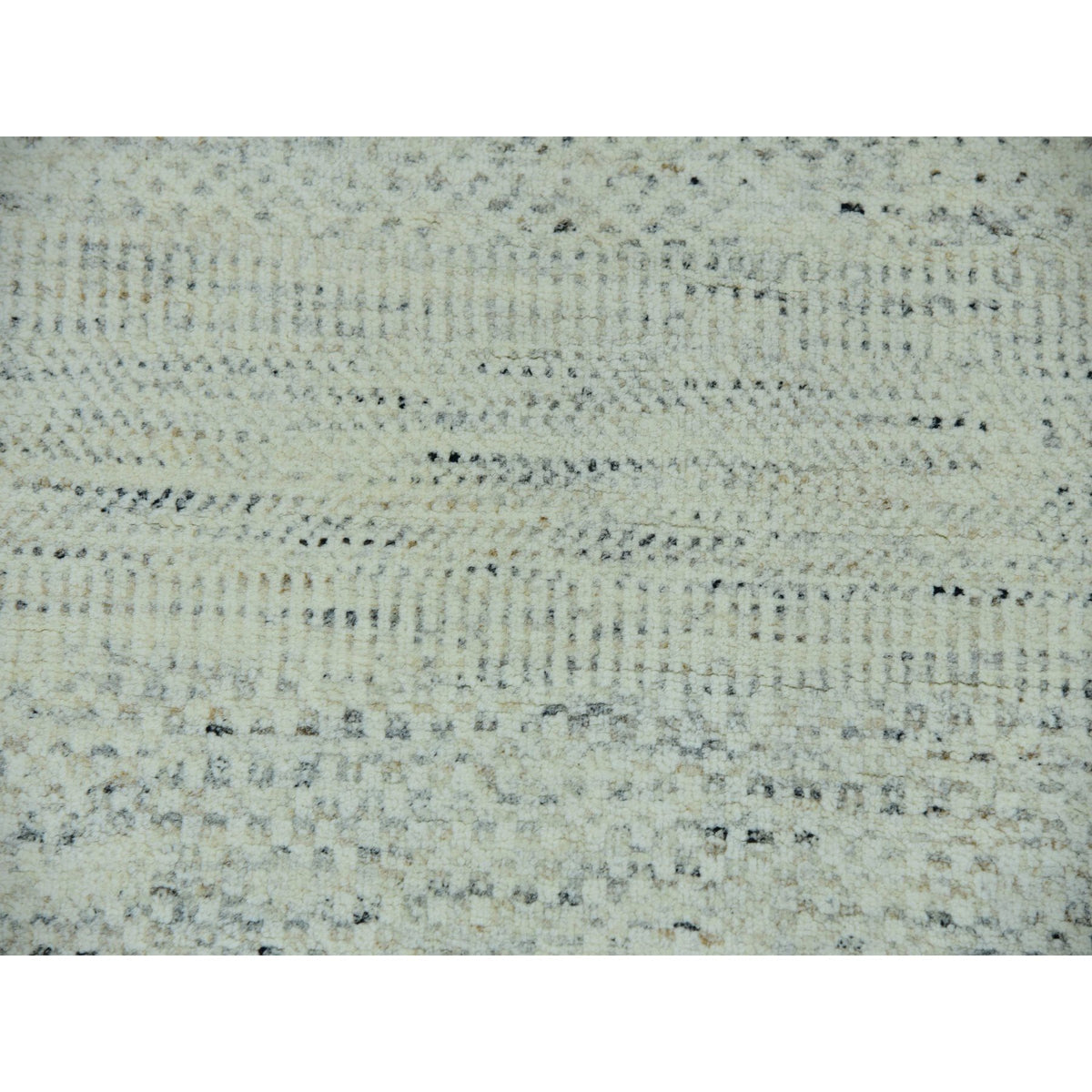 R79655%20009