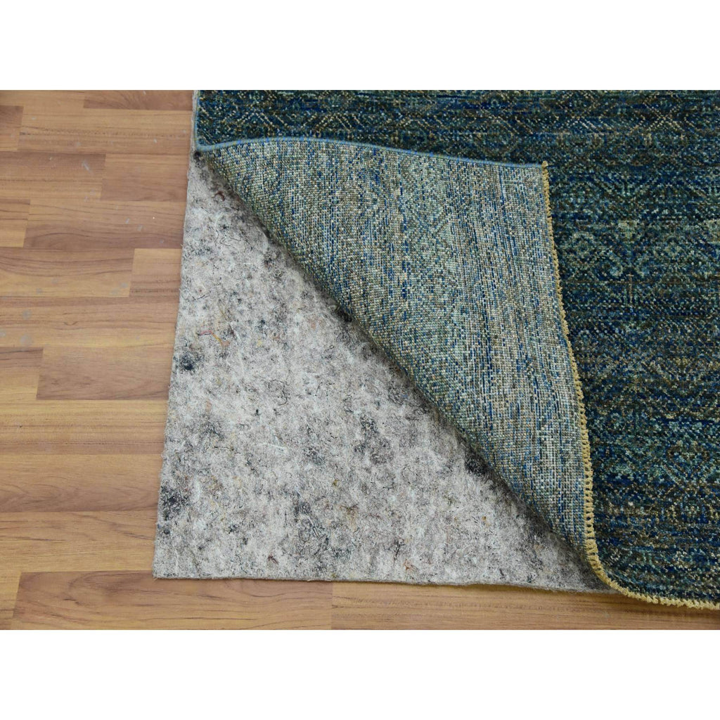 R79672%20004