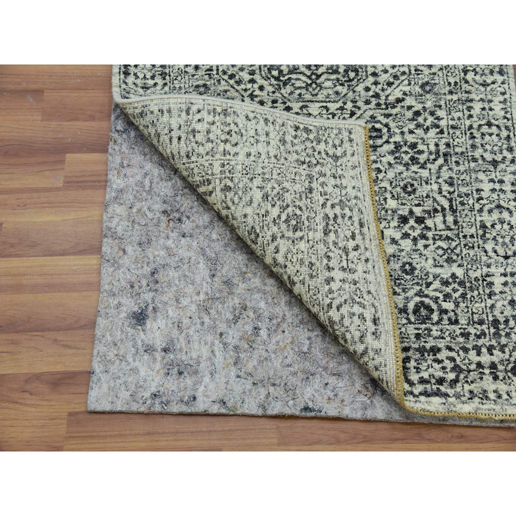 R79683%20004