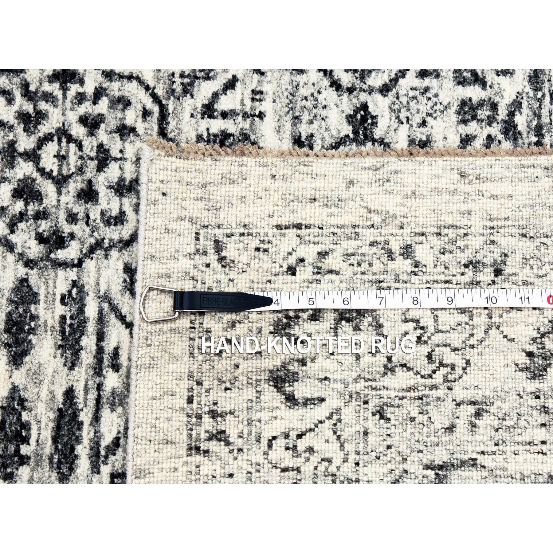 R79686%20008