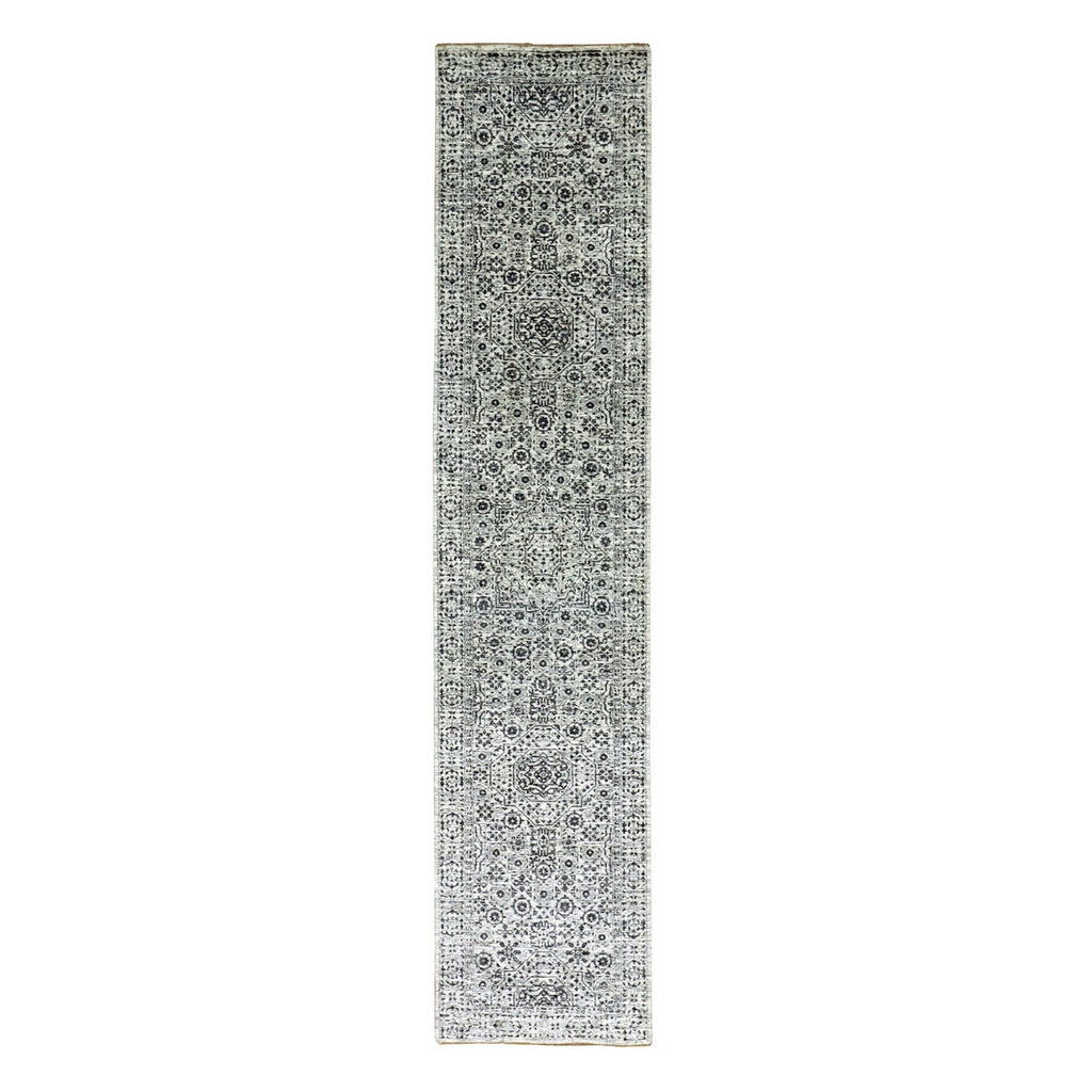 R79687%20001
