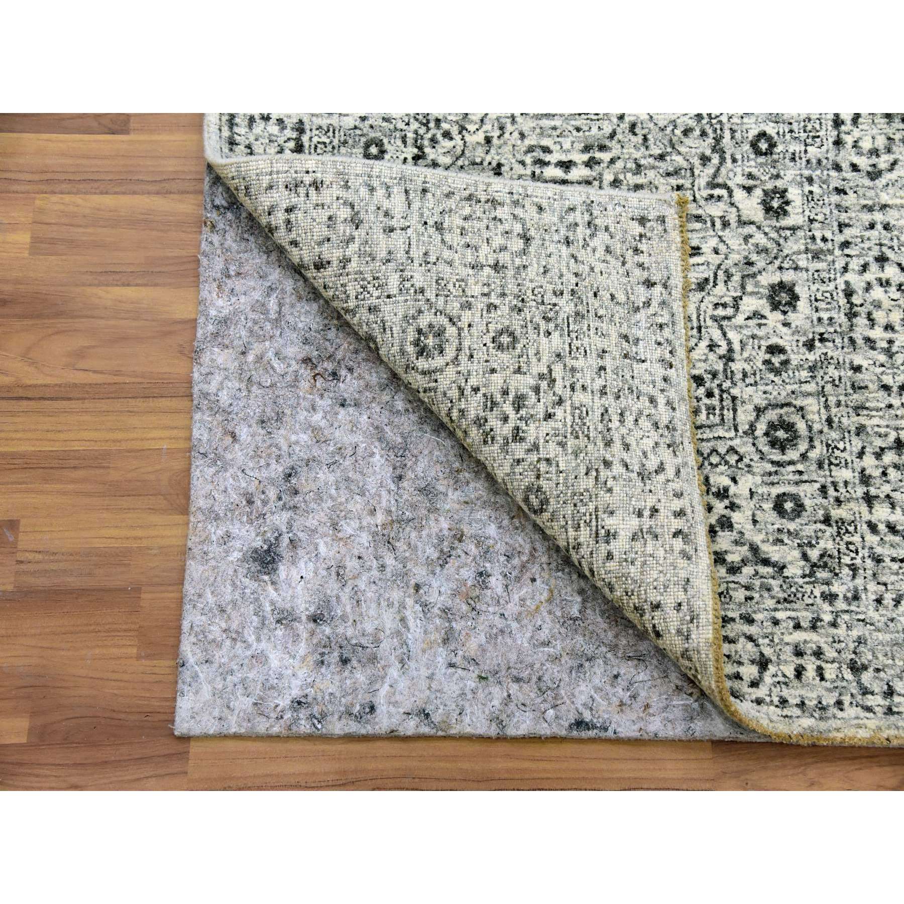 R79688%20004