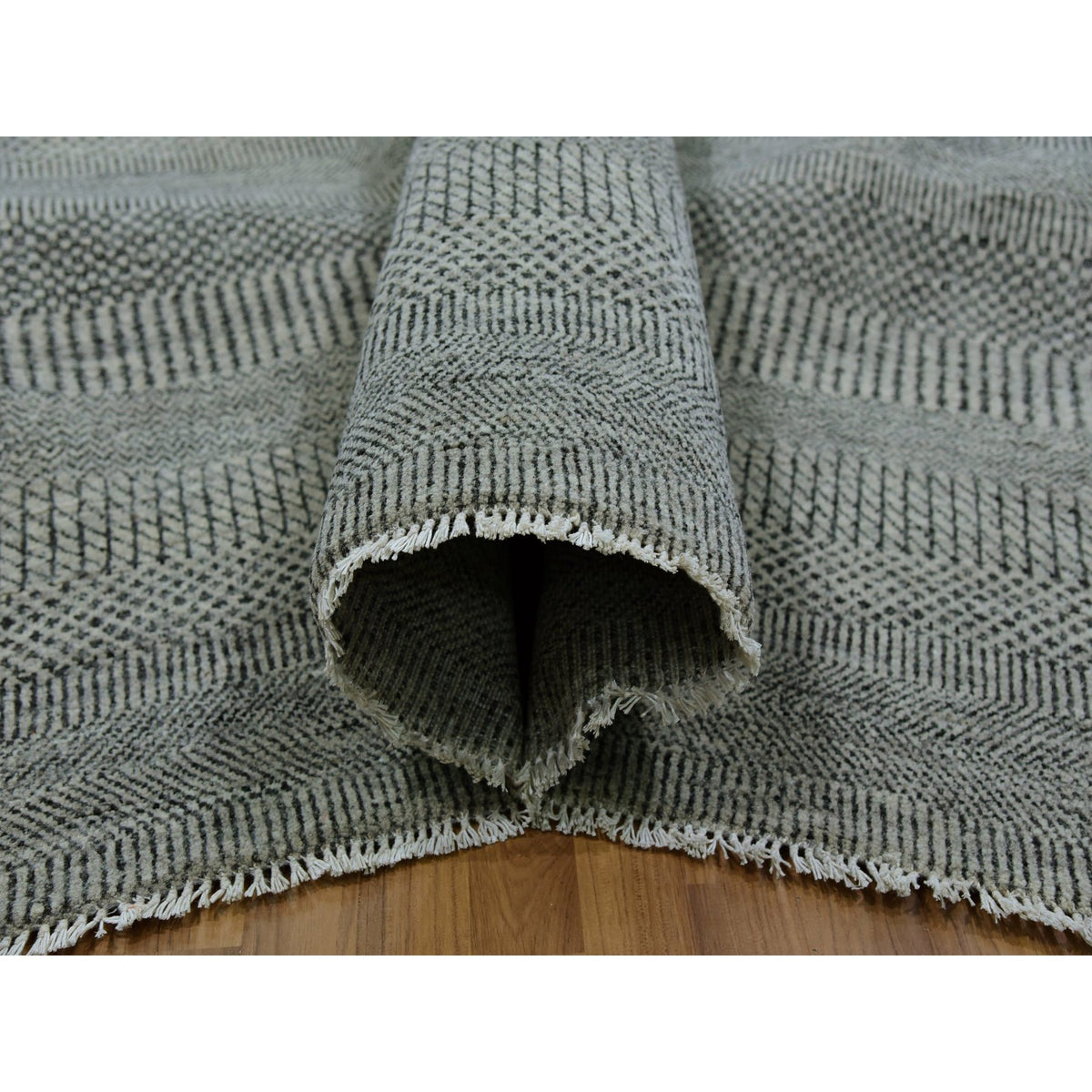 R79692%20006
