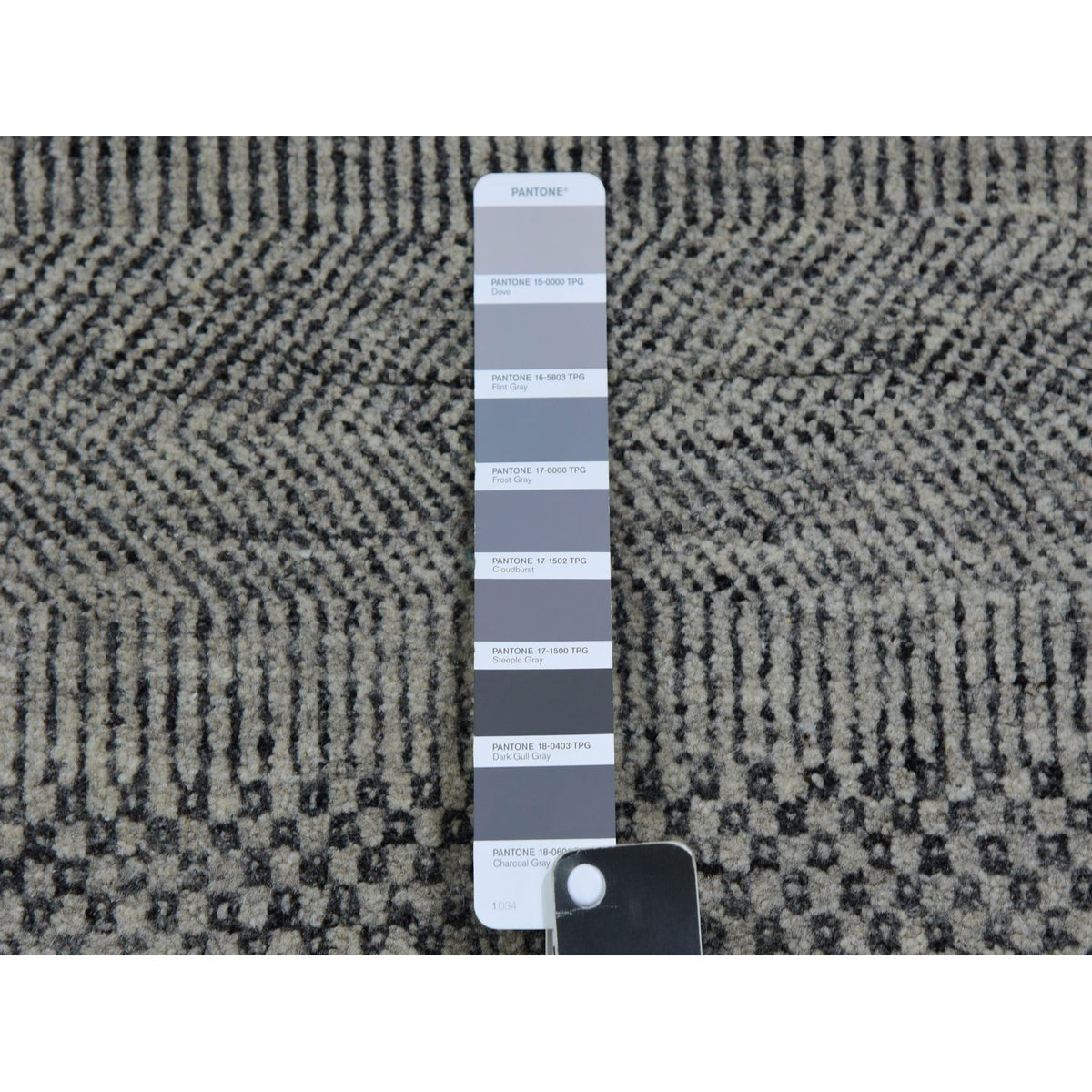 R79692%20008