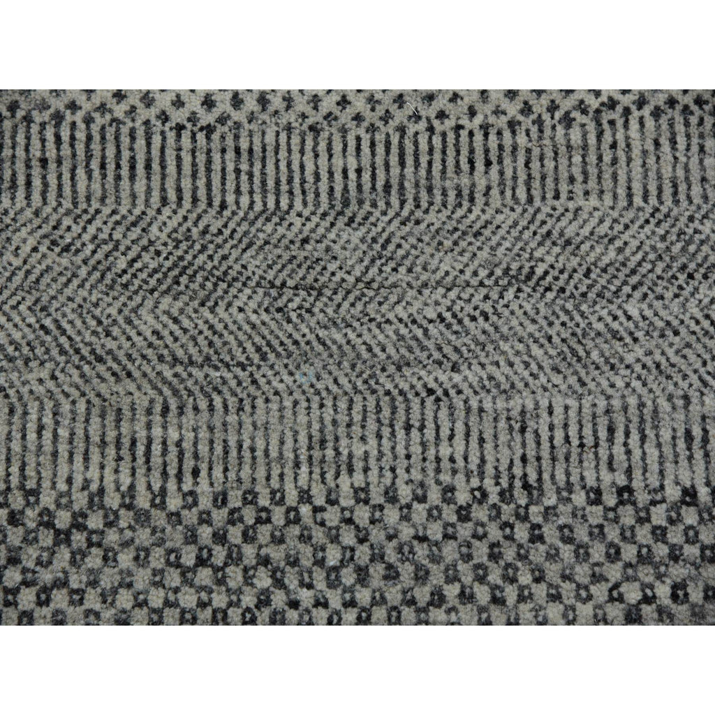 R79692%20009