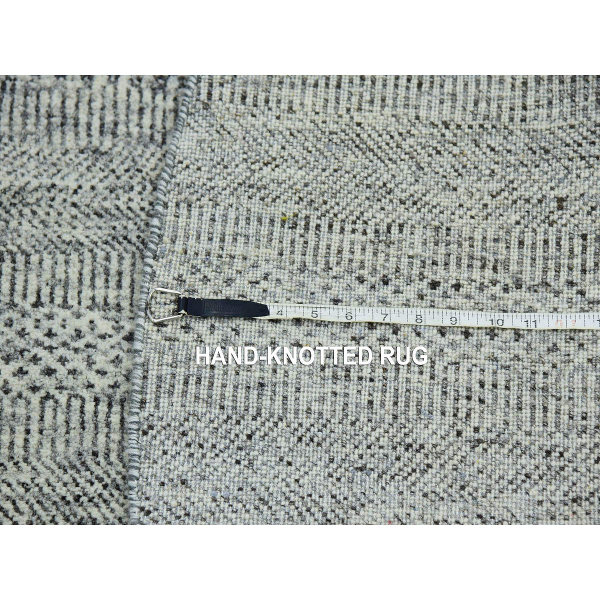 R79696%20008