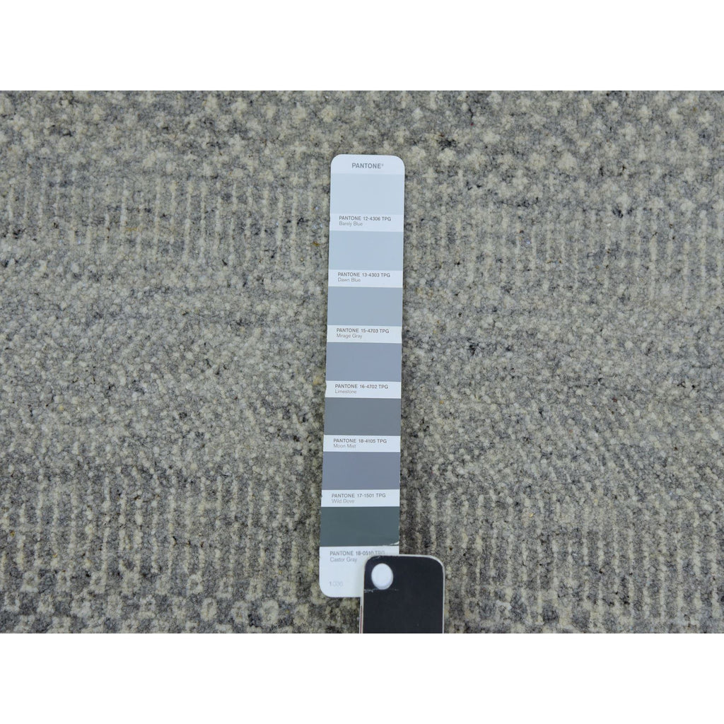 R79718%20005