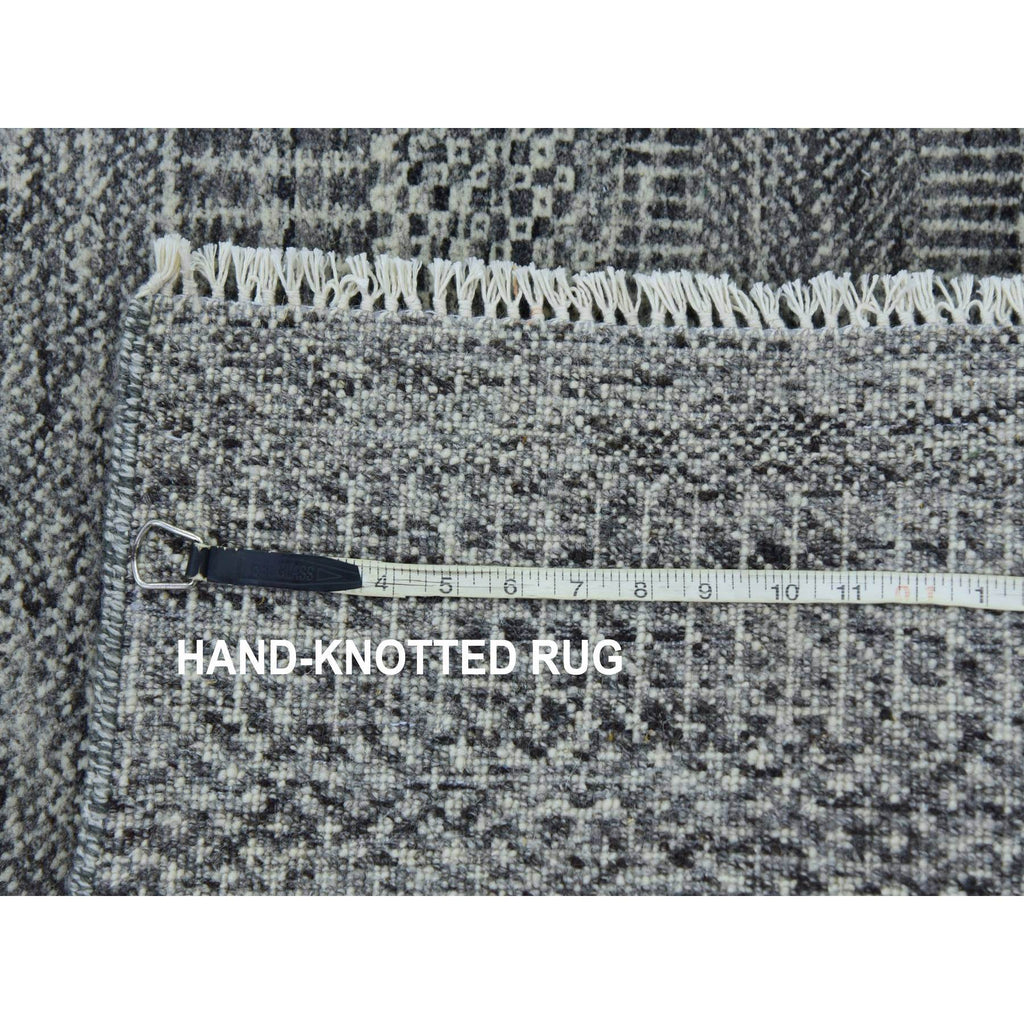 R79732%20008