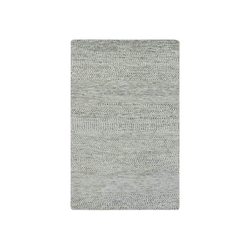 R79748%20001
