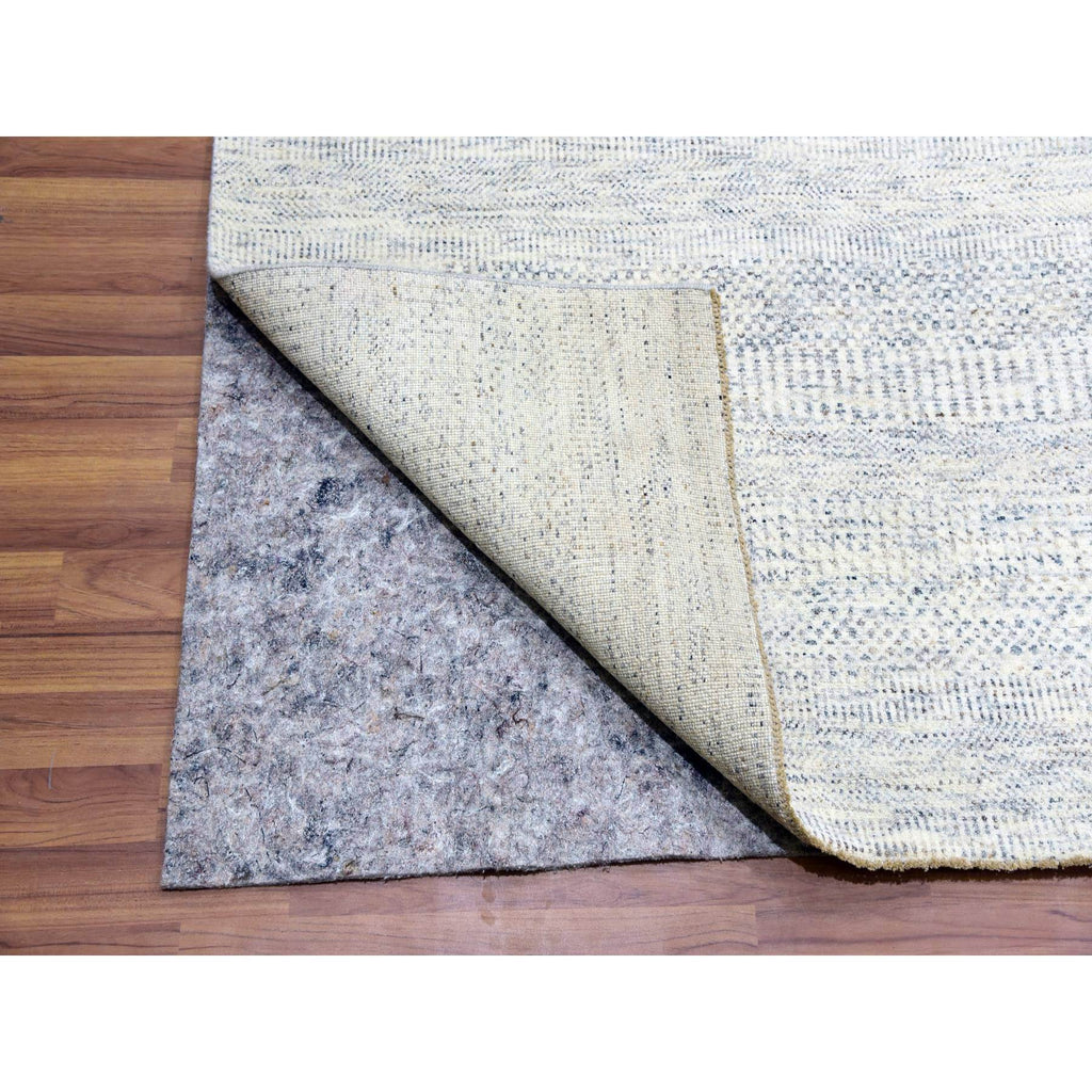 R79781%20005