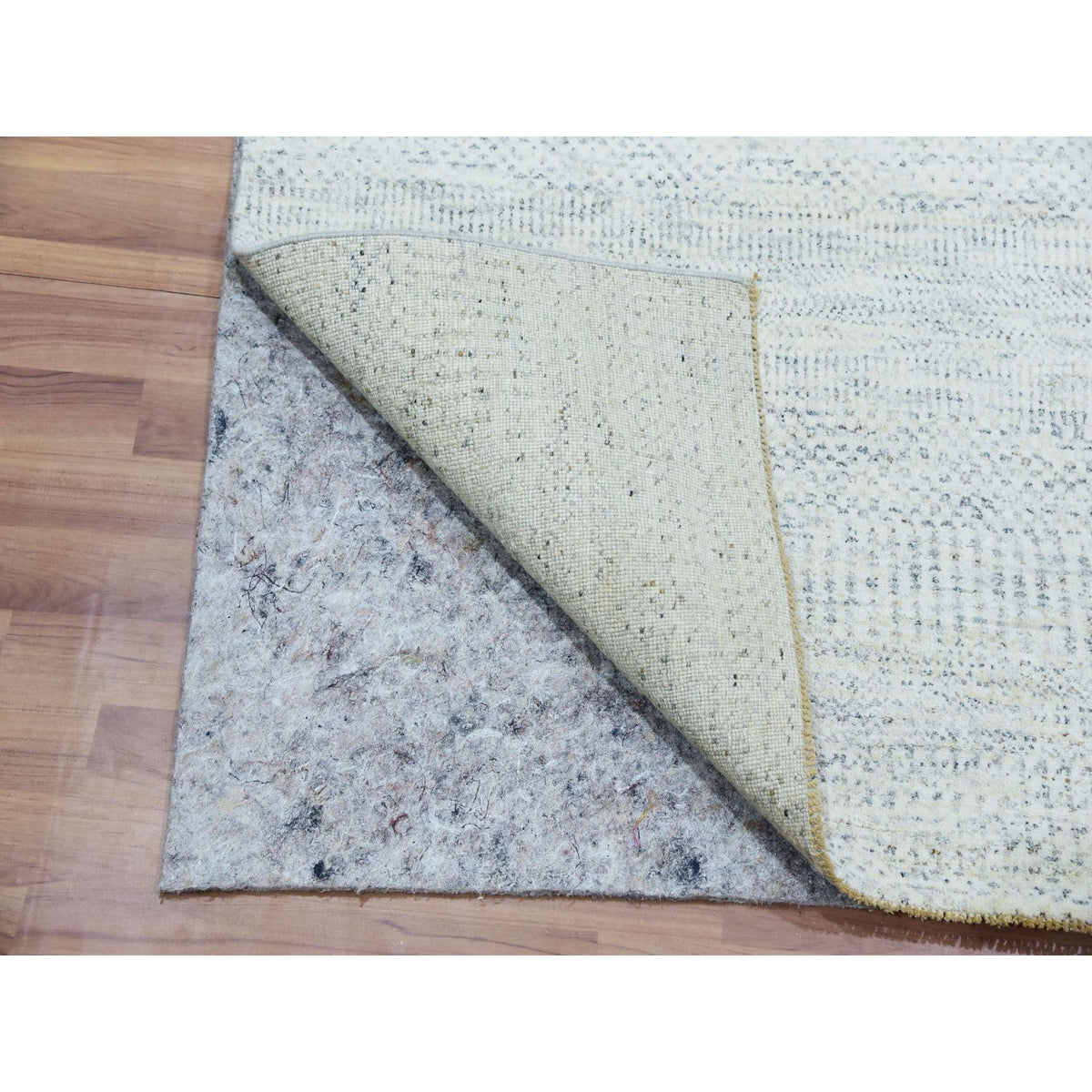 R79797%20004