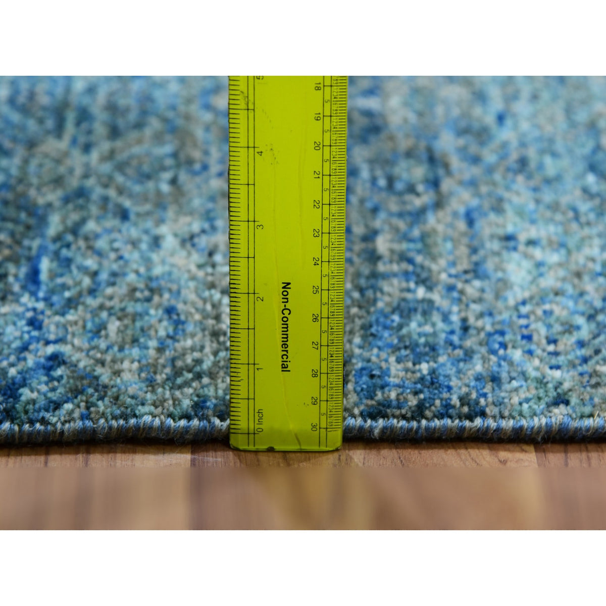 R79818%20006