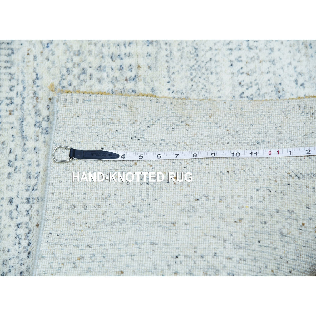 R79819%20007