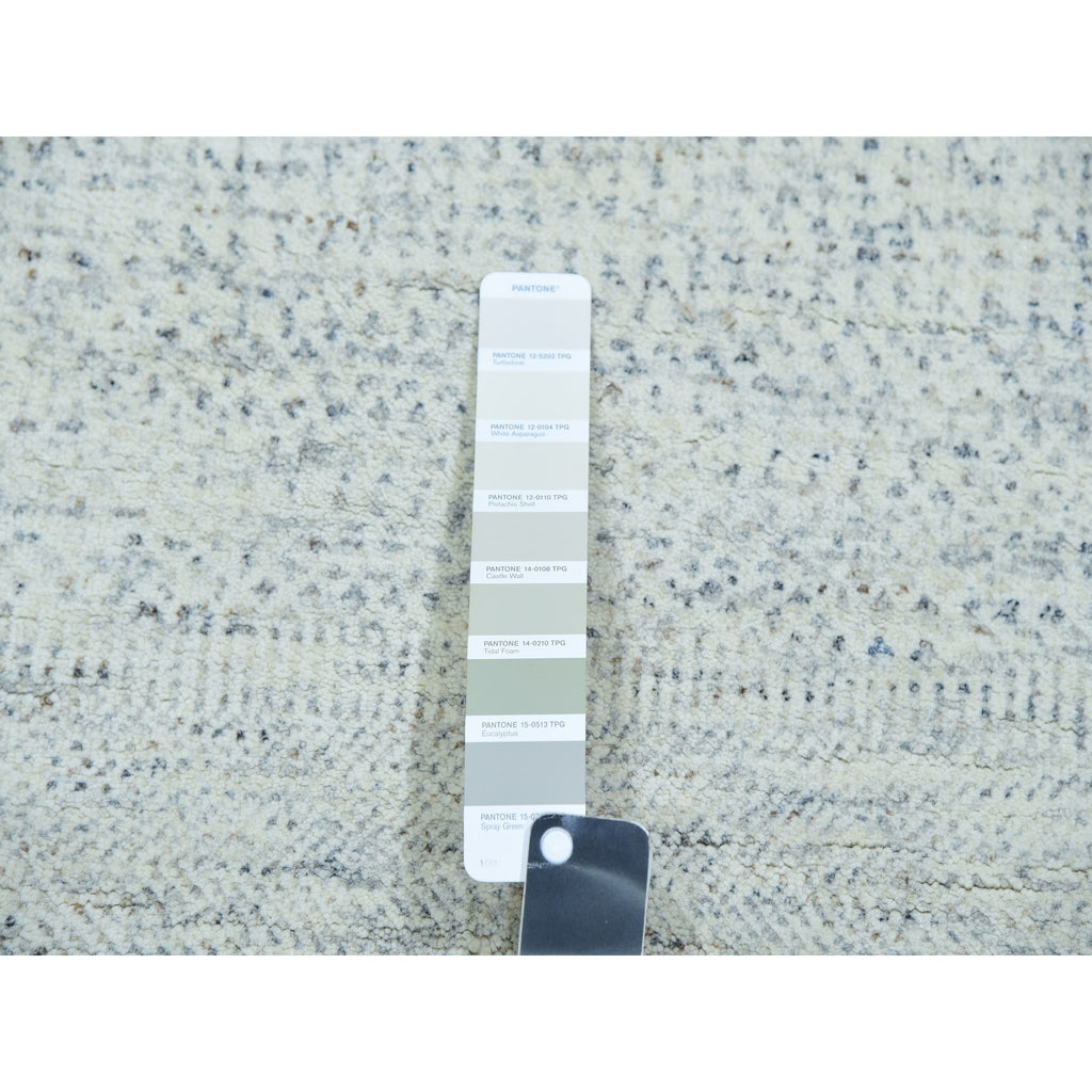 R79820%20005
