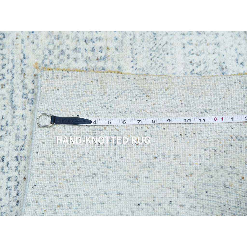 R79820%20007