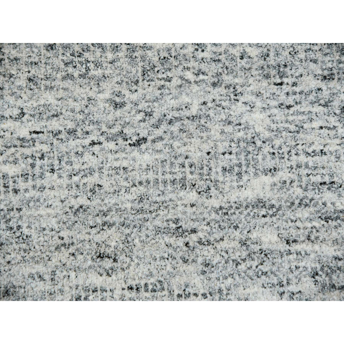 R79863%20009
