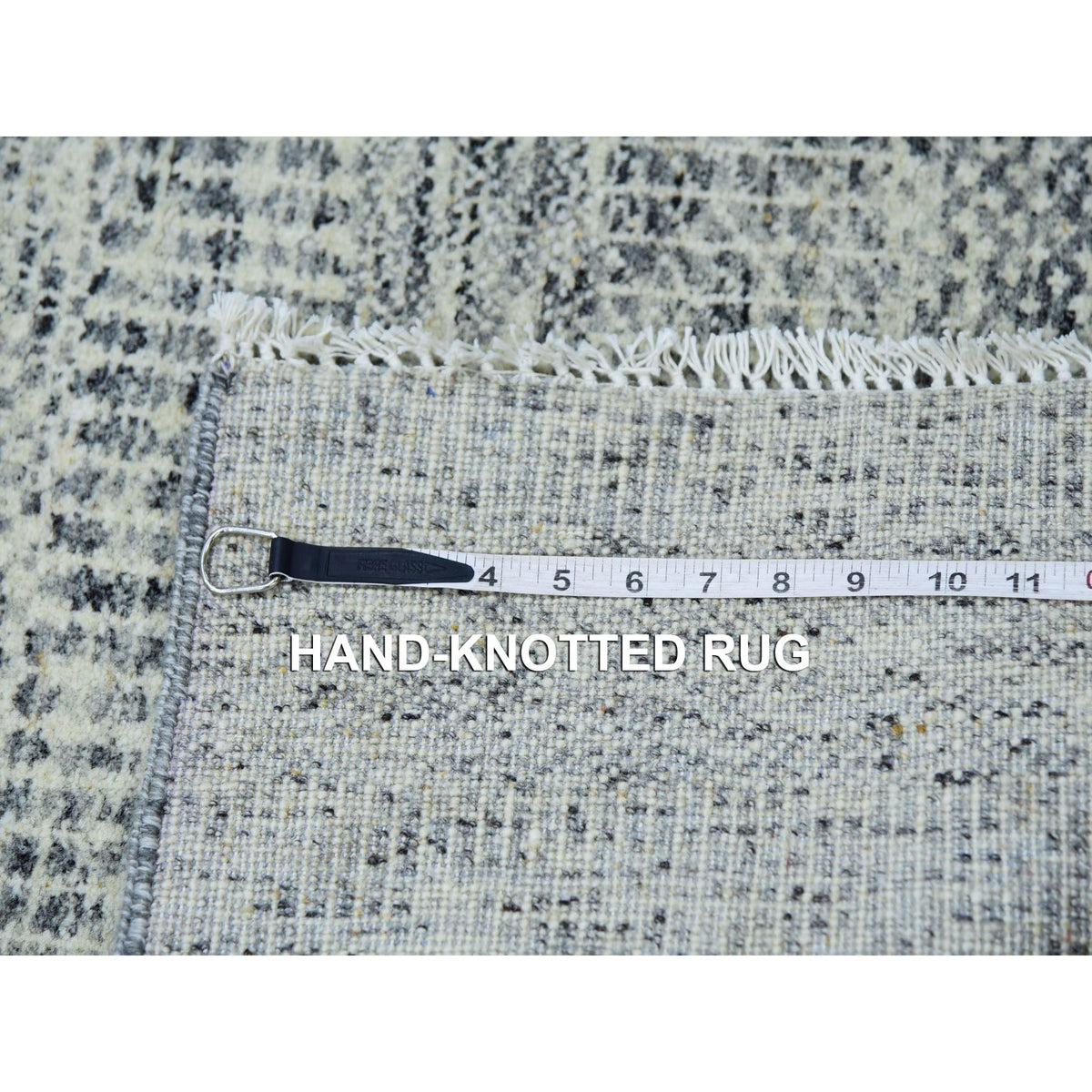 R79880%20007