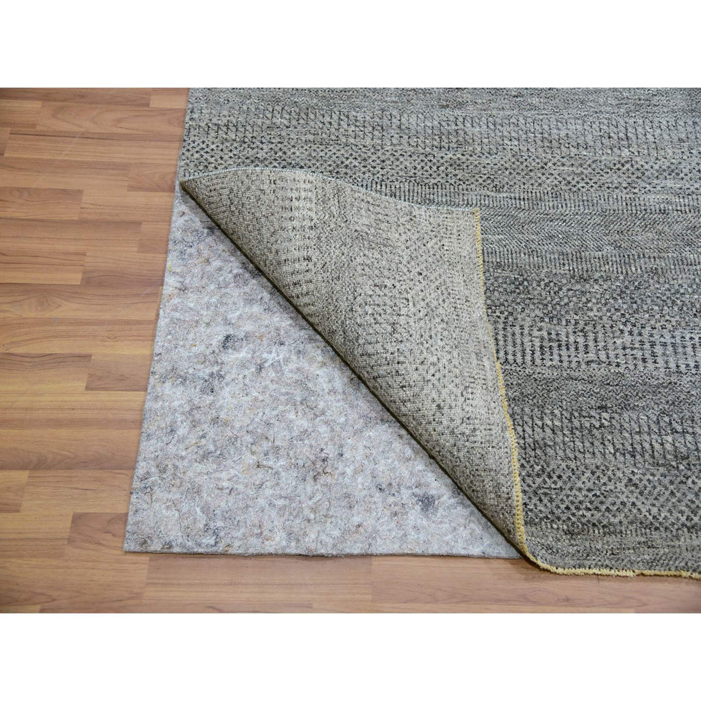 R79989%20005