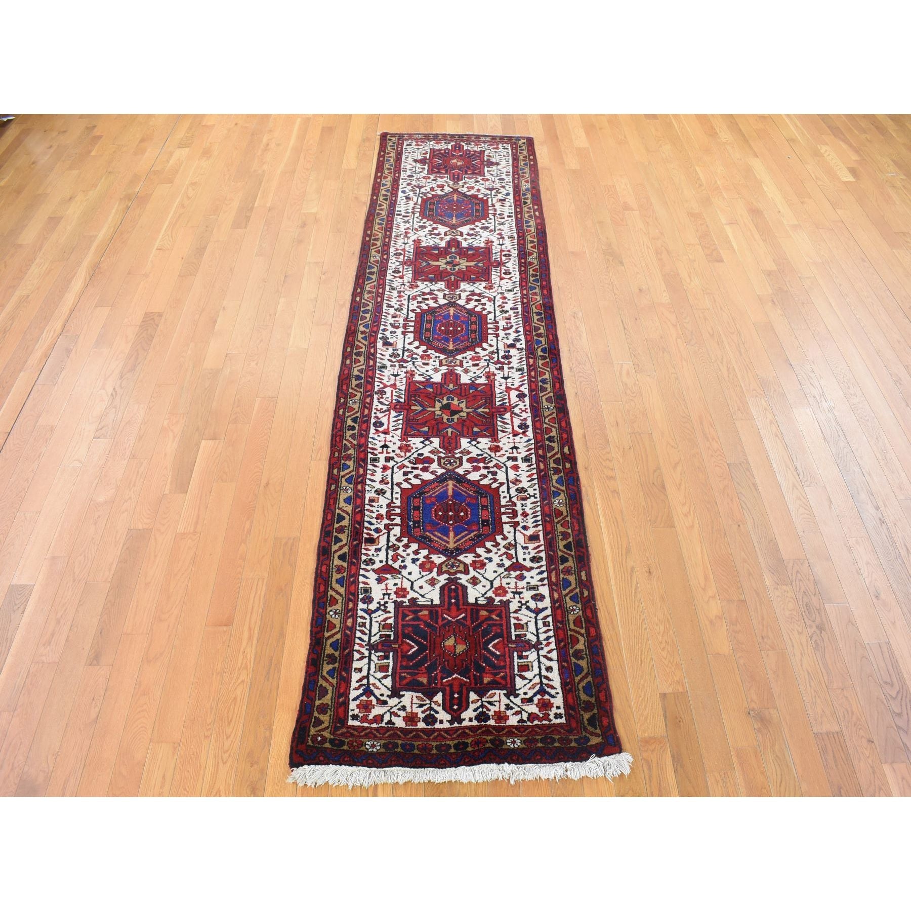 R80044%20003