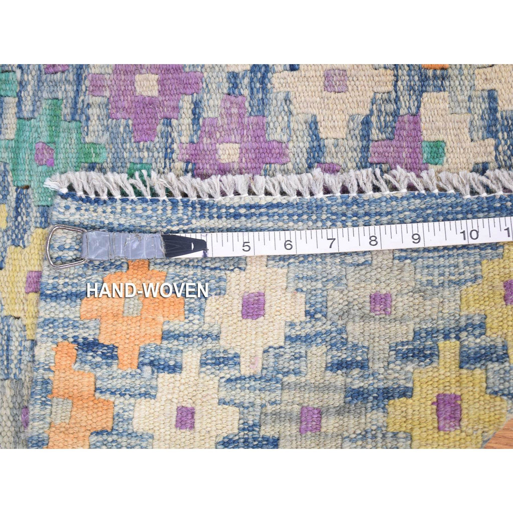 R80085%20010