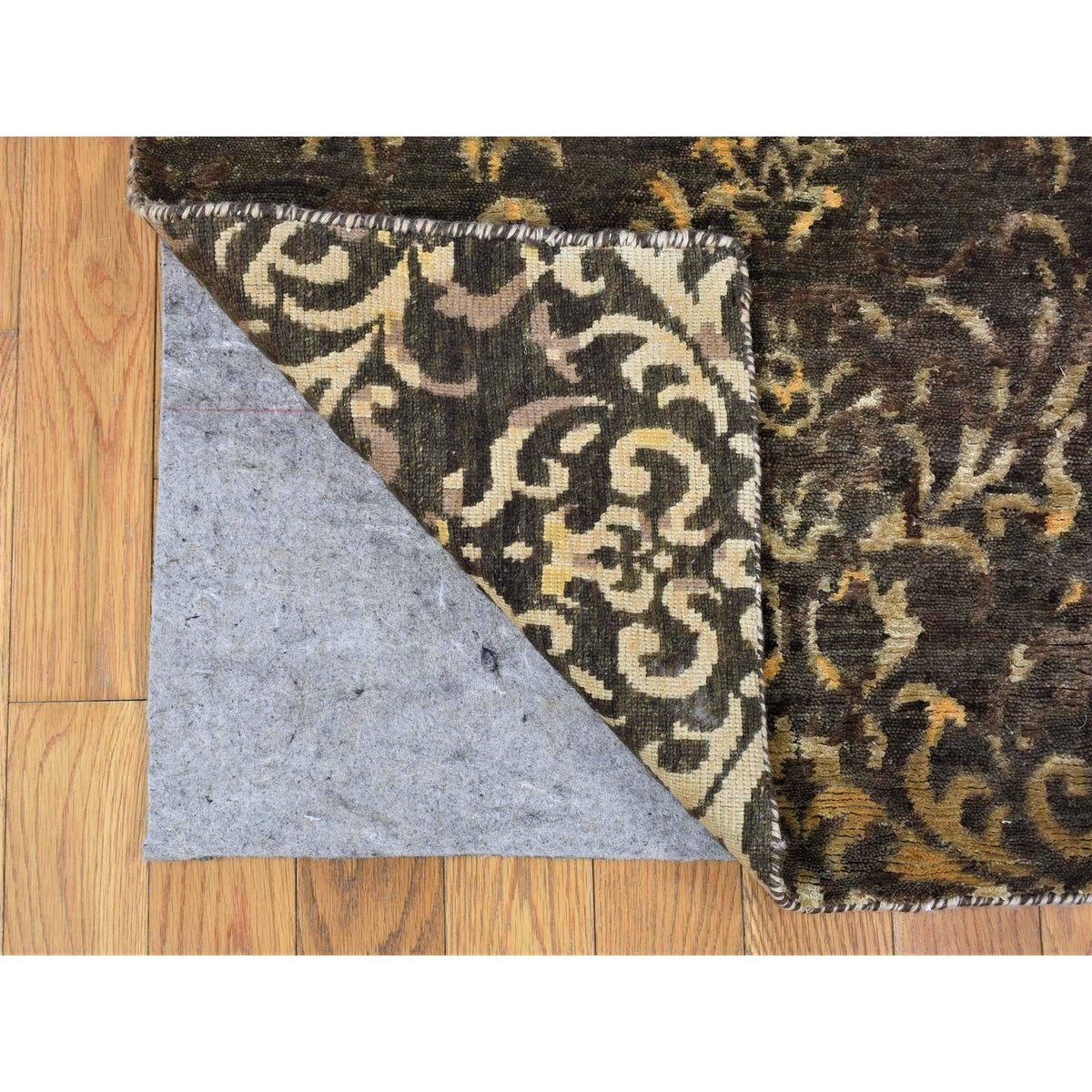 R80142%20003