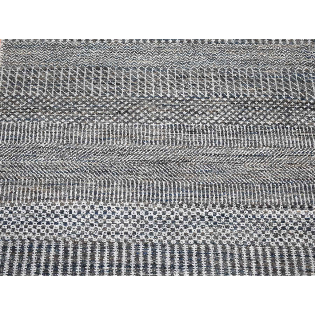 R80164%20003