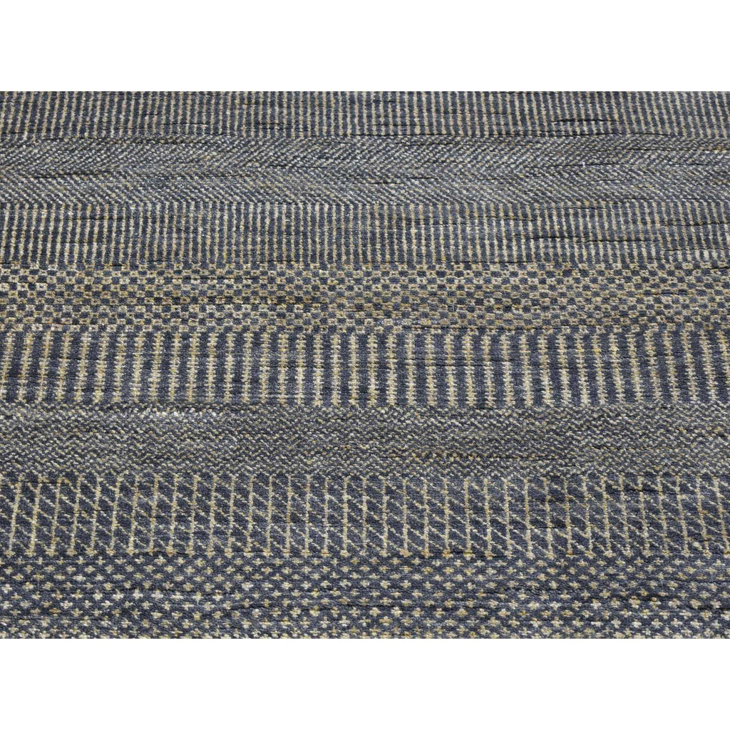 R80166%20003